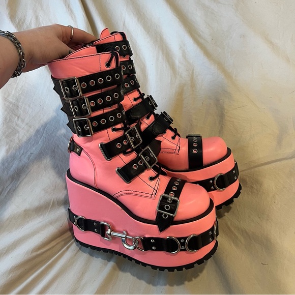 Dolls Kill Shoes - Current Mood x Dolls Kill - SWEET HELL RAIDERS WEDGE BOOTS